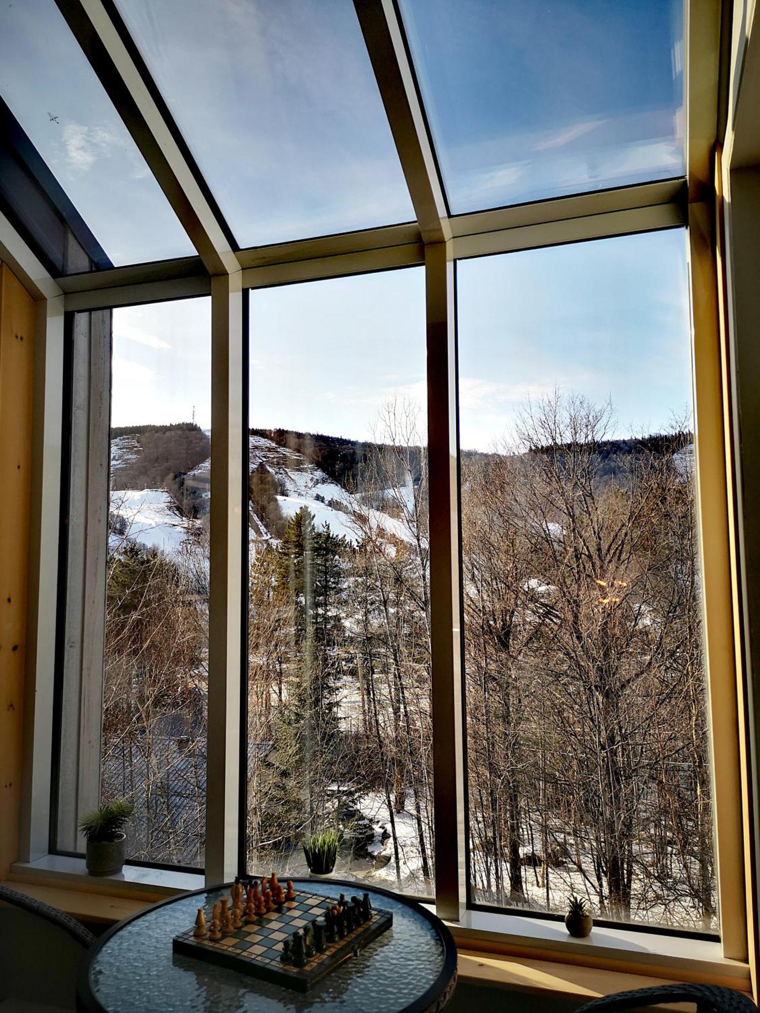 Condo Sur 2 Niveaux Avec Magnifique Vue Sur La Montagne Stoneham Buitenkant foto